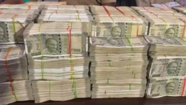 ಚಾಮರಾಜನಗರ ಜಿಲ್ಲೆಯಲ್ಲಿ ಸೂಕ್ತ ದಾಖಲೆಯಿಲ್ಲದ ₹37,00,000 ಹಣ ಪತ್ತೆ