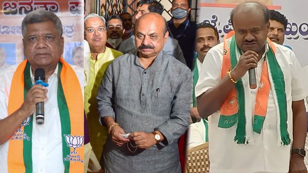 ರಾಜ್ಯದಲ್ಲಿ ಮಾಜಿ ಸಿಎಂಗಳ ಕೈ ಹಿಡಿದ ಮತದಾರ