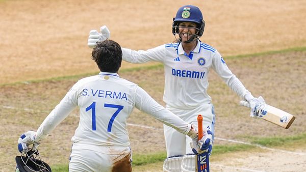 ಸ್ಮೃತಿ ಶತಕ, ಶಫಾಲಿ ಅಬ್ಬರದ ದ್ವಿಶತಕ; ದಾಖಲೆ ಪುಟ ಸೇರಿದ ಆರಂಭಿಕ ಜೊತೆಯಾಟ