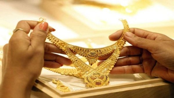 Gold Price: ಮದುವೆ ಸಡಗರದಲ್ಲಿರುವವರಿಗೆ ಬಂಗಾರ ಕೊಳ್ಳಲು ಇದೇ ಉತ್ತಮ ಸಮಯ-ಯಾಕೆ ಗೊತ್ತಾ? ಇಲ್ಲಿದೆ ಮಾಹಿತಿ