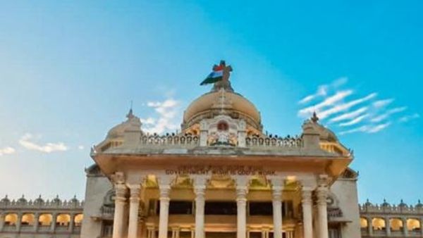 ರಾಜ್ಯದಲ್ಲಿ ಕಲುಷಿತ ನೀರಿನ ಸಮಸ್ಯೆ: ಸರ್ಕಾರಕ್ಕೆ ಹೈಕೋರ್ಟ್ ನೋಟಿಸ್‌