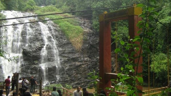 ಕೊಡಗಿನ ಜಲಪಾತಗಳತ್ತ ತೆರಳುವ ಮುನ್ನ ಎಚ್ಚರವಿರಲಿ: ಯಾಕೆ ಗೊತ್ತಾ?