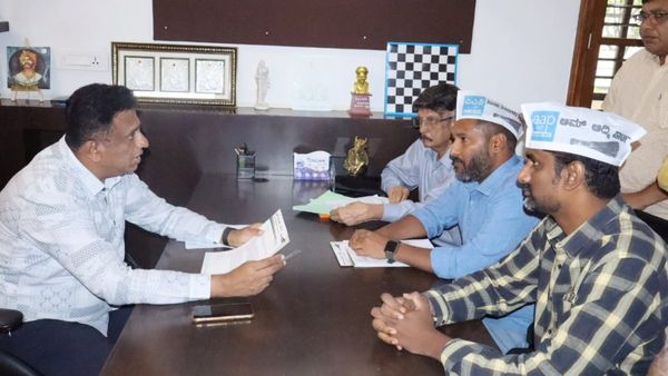 ರಾಜ್ಯದಲ್ಲಿ ನೀಟ್ ಪರೀಕ್ಷೆ ವ್ಯವಸ್ಥೆ ಕೊನೆಯಾಗಲಿ ಎಂದು ಆಗ್ರಹ