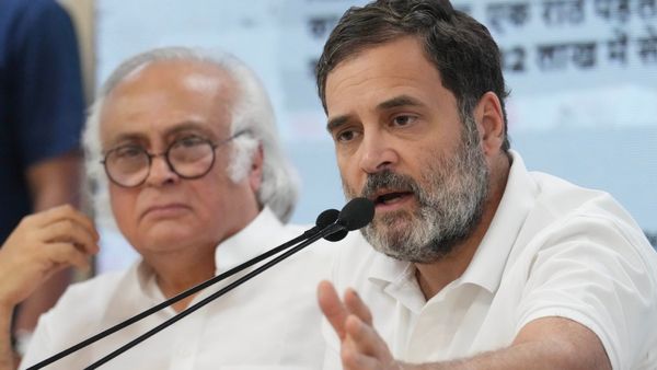 ರಷ್ಯಾ-ಉಕ್ರೇನ್ ಯುದ್ಧ ನಿಲ್ಲಿಸಿದವರಿಗೆ ಪ್ರಶ್ನೆಪತ್ರಿಕೆ ಸೋರಿಕೆ ತಡೆಯಲು ಆಗಲಿಲ್ಲ; ರಾಹುಲ್ ಗಾಂಧಿ