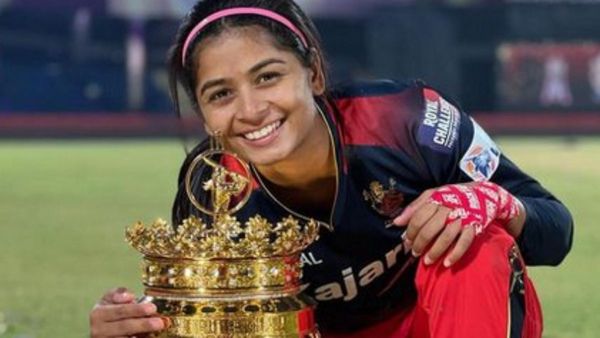 Shreyanka Patil: ಕನ್ನಡತಿ 'ಟಗರು ಪುಟ್ಟಿ' ಶ್ರೇಯಾಂಕಾ ಪಾಟೀಲ್ ಆರ್‌ಸಿಬಿ ತಂಡಕ್ಕೆ ಆಯ್ಕೆ ಆಗಿದ್ದೇಗೆ..?
