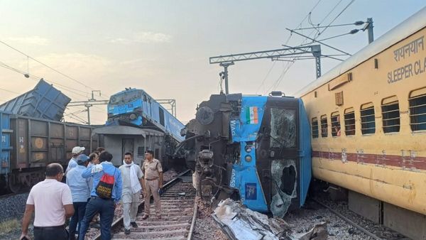 Train Accident: ಎರಡು ಗೂಡ್ಸ್ ರೈಲುಗಳು ಮುಖಾಮುಖಿ ಡಿಕ್ಕಿ
