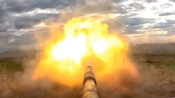 ರಷ್ಯಾಗೆ ಉಕ್ರೇನ್‌ ಭರ್ಜರಿ ಪ್ರತ್ಯುತ್ತರ: ಮಾರಣಾಂತಿಕ ದಾಳಿಗೆ ಅತ್ಯಂತ ಅಪಾಯಕಾರಿ ಯುದ್ಧ ವಿಮಾನ ನಾಶ