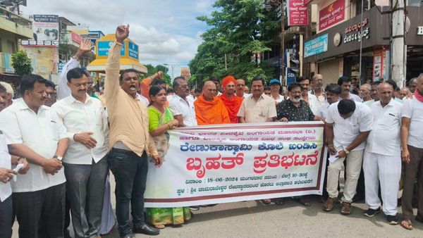 ನಟ ದರ್ಶನ್ ವಿರುದ್ಧ ವೀರಶೈವ ಲಿಂಗಾಯತ ಮಹಾಸಭಾದ ಮಠಾಧೀಶರ ಪ್ರತಿಭಟನೆ