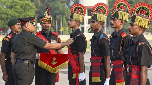 Agniveer: ಮಾಜಿ ಅಗ್ನಿವೀರರ ಮುಖದಲ್ಲಿ ಮಂದಹಾಸ: ಹಲವು ಇಲಾಖೆಗಳಲ್ಲಿ ಶೇಕಡಾ 10 ರಷ್ಟು ಮೀಸಲಾತಿ