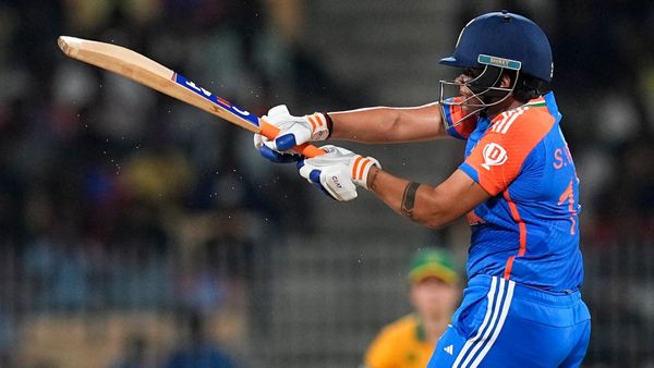 Women's Asia Cup: ಶೆಫಾಲಿ ಅಬ್ಬರದ ಆಟ: ಟೀಮ್ ಇಂಡಿಯಾ ಸೆಮಿಫೈನಲ್ಸ್‌ಗೆ