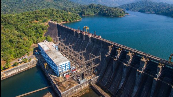 ಉತ್ತರ ಕನ್ನಡದಲ್ಲಿ ಭಾರೀ ಮಳೆ: ಜಿಲ್ಲೆಯ ಡ್ಯಾಂಗಳ ನೀರಿನ ಮಟ್ಟ