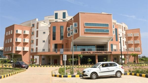 IIT Dharwad Jobs: ಪ್ರಮುಖ ಹುದ್ದೆಗಳಿಗೆ ಅರ್ಜಿ ಸಲ್ಲಿಕೆಗೆ ನಾಳೆಯೇ ಕೊನೆ ದಿನ