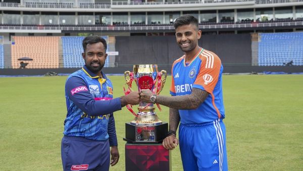  India vs Sri lanka: ಹೊಸ ಅಧ್ಯಾಯ ಆರಂಭಿಸಲು ಗಂಭೀರ್-ಸೂರ್ಯ ಸಜ್ಜು; ಹೇಗಿರಲಿದೆ ಪ್ಲೇಯಿಂಗ್ ಇಲೆವೆನ್ 