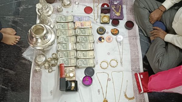 ಶಿವಮೊಗ್ಗದ ಹಲವೆಡೆ ಲೋಕಾಯುಕ್ತ ದಾಳಿ, ಅಪಾರ ನಗದು, ಚಿನ್ನಾಭರಣ ವಶ