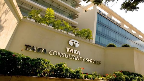 TCS Jobs: ಹಣಕಾಸು ವರ್ಷದಲ್ಲಿ 40,000 ಫ್ರೆಶರ್‌ಗಳನ್ನು ನೇಮಿಸಿಕೊಳ್ಳಲಿದೆ ಟಾಟಾ ಕಂಪನಿ