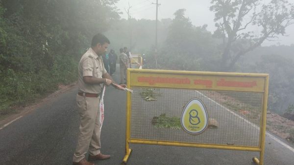 ಚಿಕ್ಕಮಗಳೂರು ಪ್ರವಾಸಿಗರ ಗಮನಕ್ಕೆ: ವಾಹನ ಸಂಚಾರ ಜುಲೈ 31ರ ತನಕ ನಿರ್ಬಂಧ