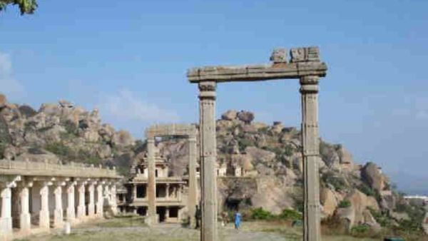 ಚಿತ್ರದುರ್ಗ ಜಿಲ್ಲೆಯಲ್ಲಿ ₹11,00,00,000 ವೆಚ್ಚದ ಕಾಮಗಾರಿಗಳಿಗೆ ಭೂಮಿ ಪೂಜೆ-ಮಾಹಿತಿ ಇಲ್ಲಿದೆ