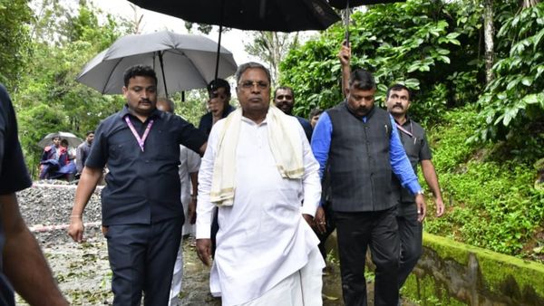 Kodagu landslide: ಪ್ರವಾಹ, ವಿಪತ್ತು ಪ್ರದೇಶಗಳಿಗೆ ಸಿದ್ದರಾಮಯ್ಯ ಖುದ್ದು ಭೇಟಿ, ಆರ್ಥಿಕ ನೆರವು