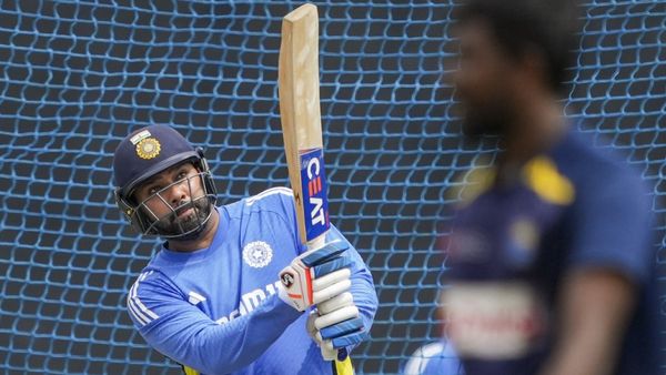 ಲಂಕಾದಲ್ಲಿ 03 ಸಿಕ್ಸರ್‌ ಬಾರಿಸುವ ಮೂಲಕ ದಾಖಲೆ ನಿರ್ಮಿಸುತ್ತಾರಾ ಹಿಟ್‌ಮ್ಯಾನ್‌?