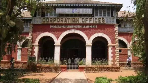 ಬಿಆರ್‌ಟಿಎಸ್ ಮಾರ್ಗದಲ್ಲಿ ಪಾಲಿಕೆ ಸದಸ್ಯ ವಾಹನಕ್ಕೆ ಅನುಮತಿ: ಹಿರಿಯ ಅಧಿಕಾರಿಗಳ ಜೊತೆಗೆ ಸಭೆ