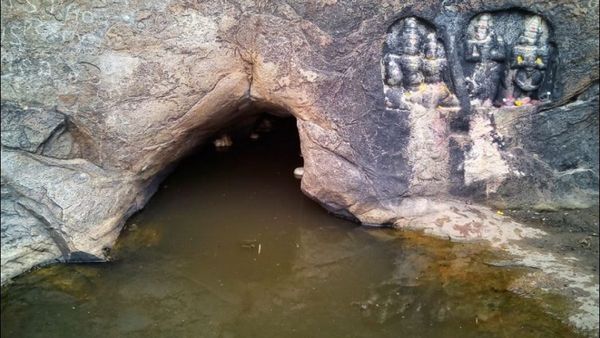 ಭಕ್ತರಿಗೆ ದೇಗುಲಗಳ ದರ್ಶನ ನೀಡುವ ವೈಷ್ಣವ ಕ್ಷೇತ್ರ ಮೇಲುಕೋಟೆ 