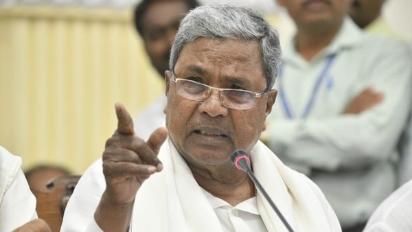 Siddaramaiah: ಮುಡಾ ಹಗರಣ, ಸಿದ್ದರಾಮಯ್ಯ ಅರ್ಜಿ ವಿಚಾರಣೆ ಆ.31ಕ್ಕೆ ಮುಂದೂಡಿಕೆ