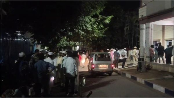 Kolar Clash: ಕೋಲಾರದಲ್ಲಿ ಈದ್ ಮಿಲಾದ್ ಮೆರವಣಿಗೆ ವೇಳೆ ಘರ್ಷಣೆ: ಮಾರಕಾಸ್ತ್ರಗಳಿಂದ ಹಲ್ಲೆ