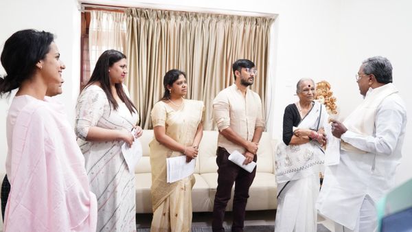 ಸಿಎಂ ಸಿದ್ದರಾಮಯ್ಯ ಭೇಟಿ ಮಾಡಿದ ಕನ್ನಡ ನಟ, ನಟಿಯರು-ಕಾರಣ ಏನು?