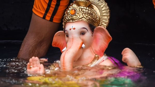 ಹುಬ್ಬಳ್ಳಿ ಗಣೇಶ ವಿಸರ್ಜನೆ: ಡಿಜೆಗೆ ಸಮಯ ಮಿತಿ, ಶಾಂತಿಯುತ ಮೆರವಣಿಗೆಗೆ ಪೊಲೀಸ್ ಕಮಿಷನರ್ ಸೂಚನೆ