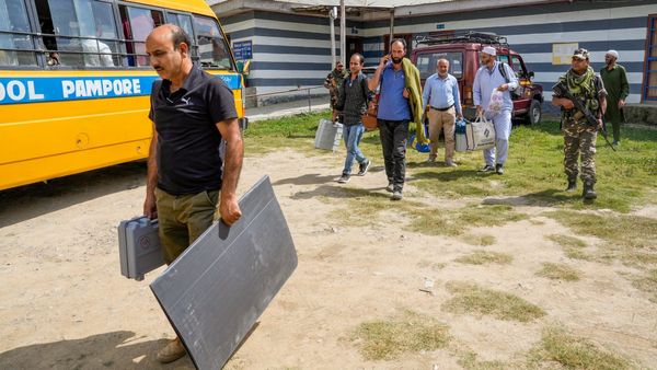 Jammu and Kashmir: ದಶಕಗಳ ಬಳಿಕ ವಿಧಾನಸಭಾ ಚುನಾವಣೆಗೆ ಸಜ್ಜಾದ ಜಮ್ಮು & ಕಾಶ್ಮೀರ; 24 ಕ್ಷೇತ್ರಗಳಲ್ಲಿ ನಾಳೆ ಮತದಾನ