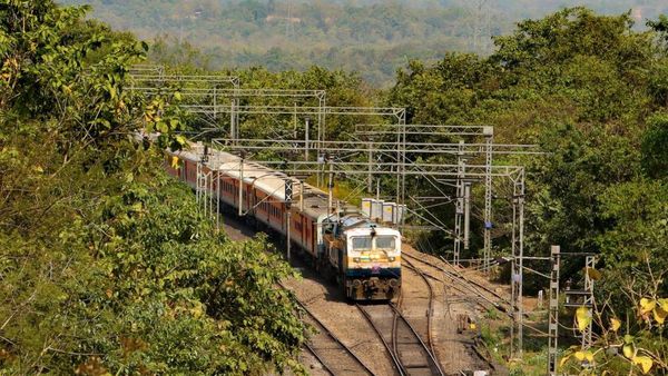 ಕರಾವಳಿ ಜನರಿಗೆ ಉಪಯೋಗ, ಮಡಗಾಂವ್-ವೆಲಂಕಣಿ ವಿಶೇಷ ರೈಲು: ವೇಳಾಪಟ್ಟಿ