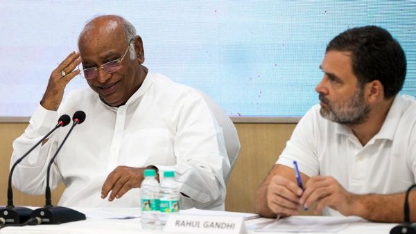 Jammu And Kashmir Elections: ಕಾಂಗ್ರೆಸ್ ಅಧಿಕಾರಕ್ಕೆ ಬಂದರೆ ಭಯೋತ್ಪಾದನೆ ಹೆಚ್ಚಾಗುತ್ತೆ: ಮಲ್ಲಿಕಾರ್ಜುನ್ ಖರ್ಗೆ ಹೇಳಿಕೆ ವ