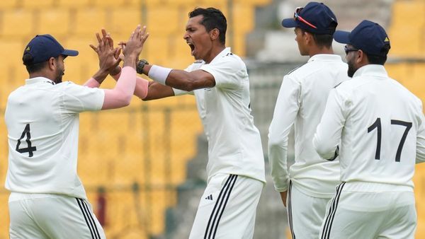  Duleep Trophy: ಕೆಎಲ್ ರಾಹುಲ್ ಹೋರಾಟ ವ್ಯರ್ಥ; ಭರ್ಜರಿ ಗೆಲುವು ಸಾಧಿಸಿದ  ಭಾರತ ಬಿ ತಂಡ