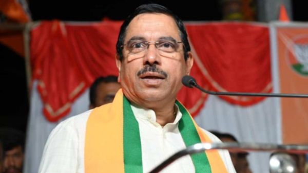 ರಾಜ್ಯ ರಾಜಕೀಯದಲ್ಲಿ ಮತ್ತೆ CD ಸದ್ದು: ಪ್ರಲ್ಹಾದ್ ಜೋಶಿ ಹೇಳಿದ್ದೇನು?