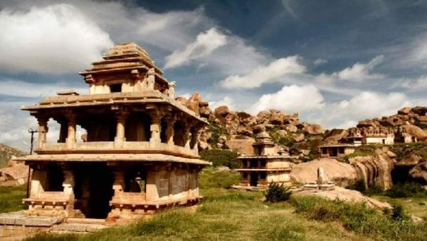 ವಿಹೆಚ್‌ಪಿ ನಾಯಕ ಶರಣ್ ಪಂಪ್ ವೆಲ್‌ಗೆ ಚಿತ್ರದುರ್ಗ ಜಿಲ್ಲೆ ಪ್ರವೇಶಕ್ಕೆ ನಿರ್ಬಂಧ: ಕಾರಣ ಏನು?