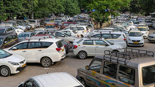 Taxi Fare: ಟ್ಯಾಕ್ಸಿ ದರ, ಸಾರಿಗೆ ಇಲಾಖೆ ಮಹತ್ವದ ಆದೇಶ