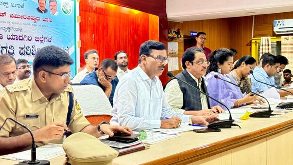 ಕೆಲಸ ಇಲ್ದೆ ಇದು ಮಾಡ್ತಿದ್ದೀನಾ ಹುಷಾರ್‌ ಎಂದ ಸಚಿವ ಜಮೀರ್- ಎಚ್ಚರಿಕೆ ನೀಡಿದ್ದು ಯಾರಿಗೆ?