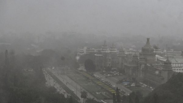 Bengaluru Rains: ಬೆಂಗಳೂರಿನಲ್ಲಿ ಮುಂದುವರೆದ ಭಾರೀ ಮಳೆ-ಸರ್ಕಾರದಿಂದ ಸಮಿತಿ ರಚನೆ