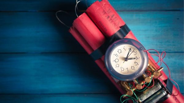 Bomb Threats: ಬೆಂಗಳೂರಿನ ಪ್ರತಿಷ್ಠಿತ ಕಾಲೇಜುಗಳಿಗೆ ಬಾಂಬ್‌ ಬೆದರಿಕೆ!