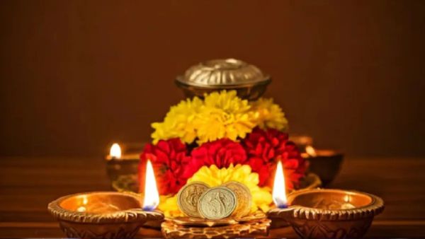Dhanteras 2024 Tips: ಧನ್ತೇರಸ್ ದಿನದಂದು ಈ ವಿಶೇಷ ವಸ್ತುಗಳನ್ನು ಮನೆಯ ಮುಖ್ಯ ದ್ವಾರದಲ್ಲಿ ಇರಿಸಿ, ಸಮೃದ್ಧಿ ಪಕ್ಕಾ... 