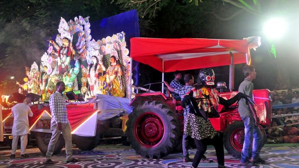 Bengaluru: ಬೆಂಗಳೂರಿನ ಈ ರಸ್ತೆಗಿಳಿಯುವ ಮುನ್ನ ಗಮನಿಸಿ... ಸೆಂಟ್‌ ಜಾನ್ಸ್‌ ರಸ್ತೆಯಲ್ಲಿ ಟ್ರಾಫಿಕ್ ಜಾಮ್ ಪಕ್ಕಾ!