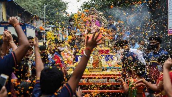 ಚಾಮರಾಜನಗರದಲ್ಲಿ 17 ತಾಸು ವಿಜೃಂಭಣೆಯಿಂದ ನಡೆದ ಅಯೋಧ್ಯೆ ರಾಮ ಗಣಪತಿ ವಿಸರ್ಜನಾ ಮೆರವಣಿಗೆ