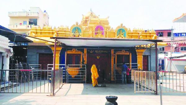 ಹಾಸನದಲ್ಲಿ ಶಕ್ತಿದೇವತೆ ಹಾಸನಾಂಬೆ ನೆಲೆನಿಂತಿದ್ದೇಗೆ? ದೇವಿಯ ವೈಶಿಷ್ಟ್ಯವೇನು?