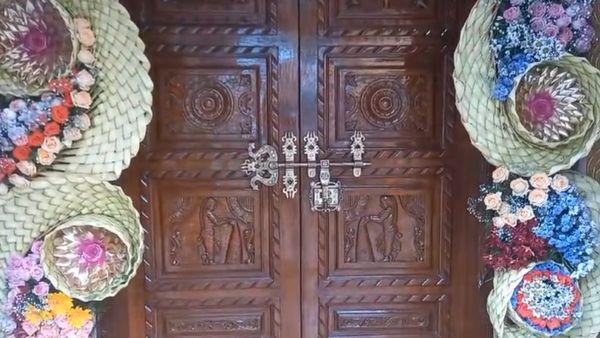 Hasanamba Temple: ಹಾಸನಾಂಬ ದೇಗುಲದ ಬಾಗಿಲು ಓಪನ್: ಭಕ್ತರಿಗೆ ದರ್ಶನ ಕೊಟ್ಟ ಶಕ್ತಿ ದೇವತೆ