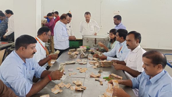 Male Mahadeshwara Temple: ಕೇವಲ 28 ದಿನಗಳಲ್ಲಿ ₹2,00,80,844 ಒಡೆಯನಾದ ಮಲೆ ಮಾದಪ್ಪ