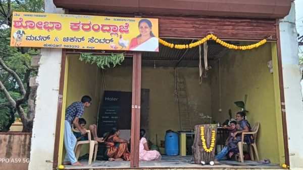 'ಶೋಭಾ ಕರಂದ್ಲಾಜೆ ಚಿಕನ್-ಮಟನ್ ಶಾಪ್': ಫ್ಯಾನ್ ಅಂಗಡಿ ಫುಲ್ ವೈರಲ್