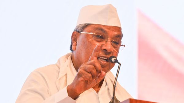 ಮೊದಲಿಗೆ RSS ನಲ್ಲಿದ್ದ ಉಗ್ರಪ್ಪ, ಆರ್‌ ಎಸ್‌ ಎಸ್‌ ನಿಂದ ಹೊರ ಬಂದದ್ದು ಯಾಕೆ? ಬಹಿರಂಗ ಪಡಿಸಿದ ಸಿದ್ದರಾಮಯ್ಯ