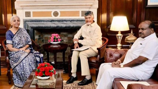 ತಡರಾತ್ರಿವರೆಗೂ ಚಂದ್ರಬಾಬು ನಾಯ್ಡು ಜೊತೆ ಹೆಚ್.ಡಿ.ಕುಮಾರಸ್ವಾಮಿ ಚರ್ಚೆ