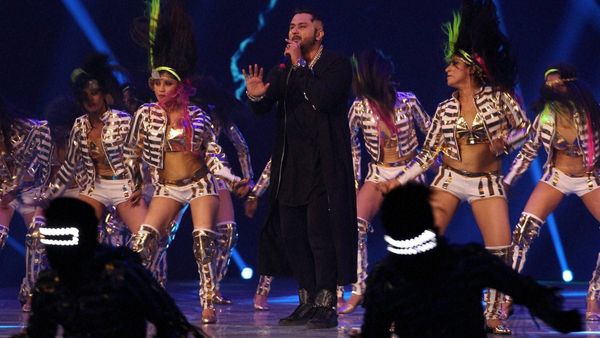 ಯೋಯೋ ಹನಿ ಸಿಂಗ್ ಪಾರ್ಟಿ ಹೆಸರಲ್ಲಿ, ಅಪರಿಚಿತ ಹುಡುಗಿ ಜೊತೆ ಮಾಡಿದ್ದೇನು