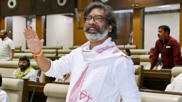 Jharkhand Election Results:: ಜೆಜೆಎಂ & ಬಿಜೆಪಿಯಿಂದ ಯಾರೆಲ್ಲಾ ಮುನ್ನಡೆ ಸಾಧಿಸಿದ್ದಾರೆ?